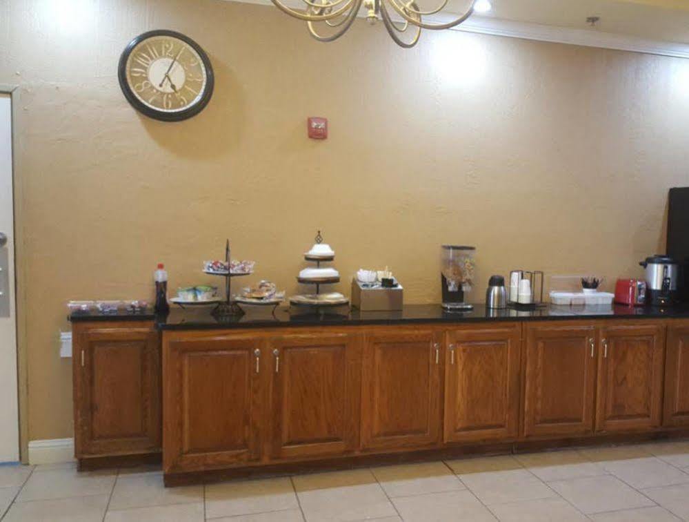 Reddy Hotel Plainview Zewnętrze zdjęcie